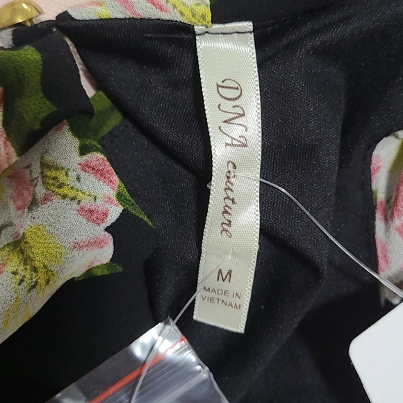 Floral DNA couture dress - Picture 2 of 2